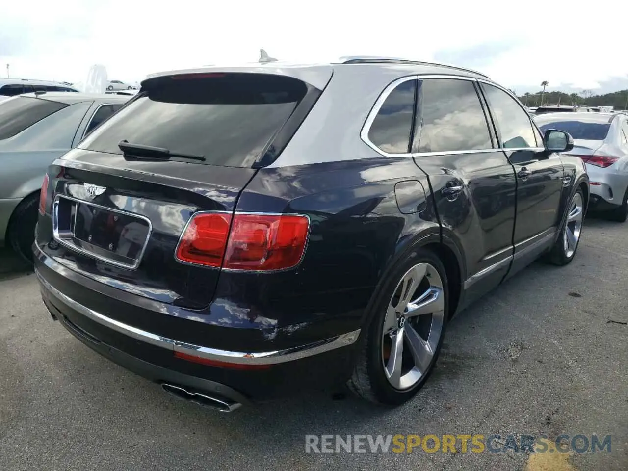 4 fotografías del automóvil dañado SJAAM2ZVXKC024800 BENTLEY ALL MODELS 2019