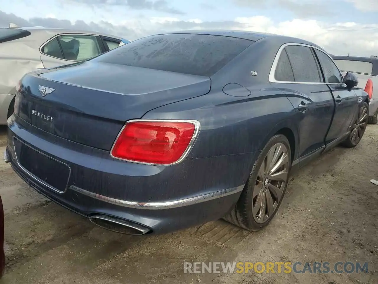 3 fotografías del automóvil dañado SCBBB6ZGXLC079916 BENTLEY ALL MODELS 2020