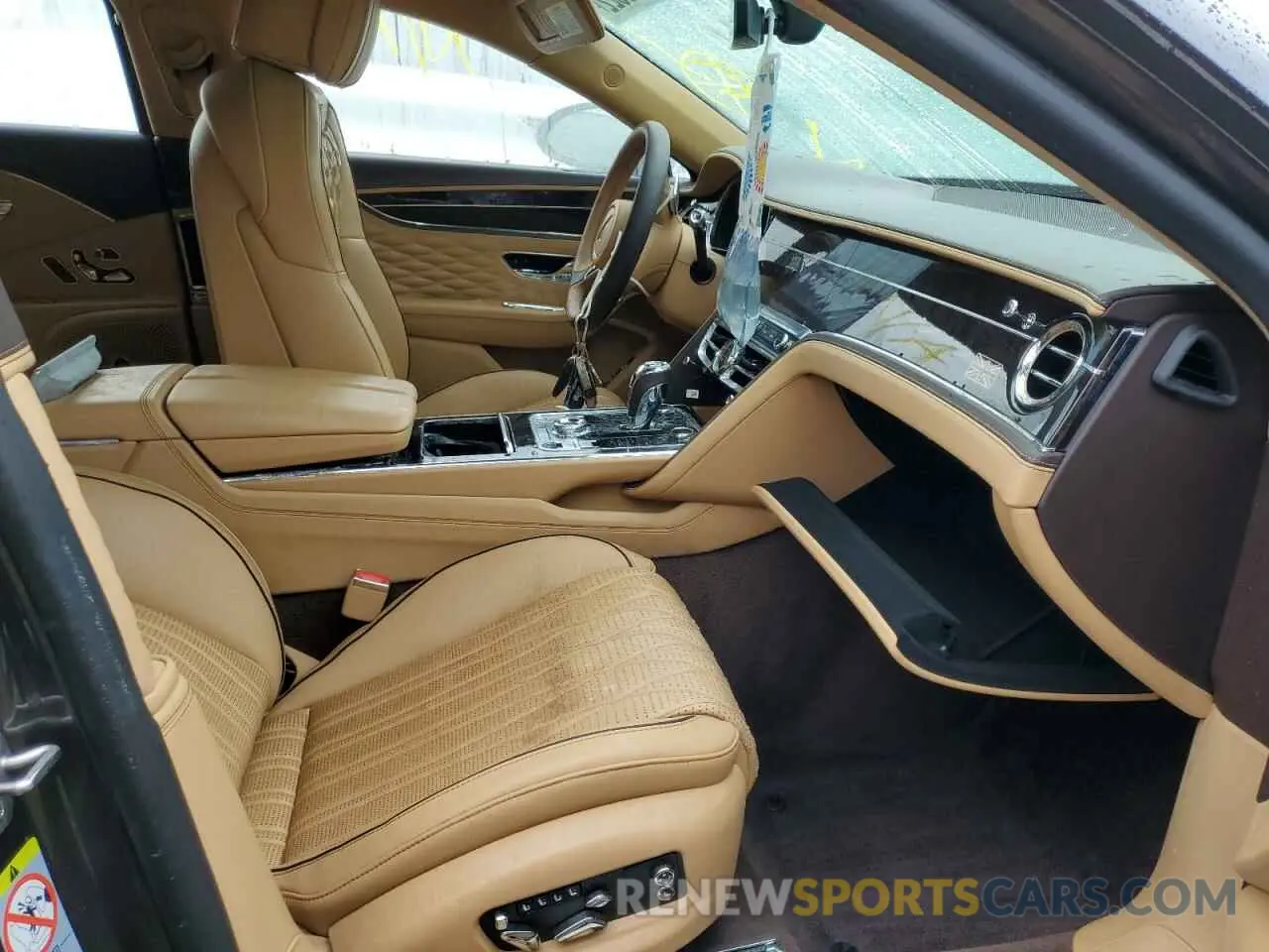 5 fotografías del automóvil dañado SCBBB6ZGXLC081181 BENTLEY ALL MODELS 2020