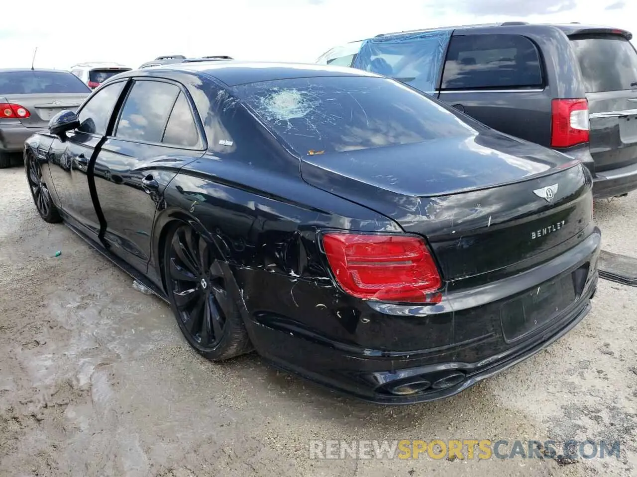 3 fotografías del automóvil dañado SCBBG6ZG6MC086641 BENTLEY ALL MODELS 2021