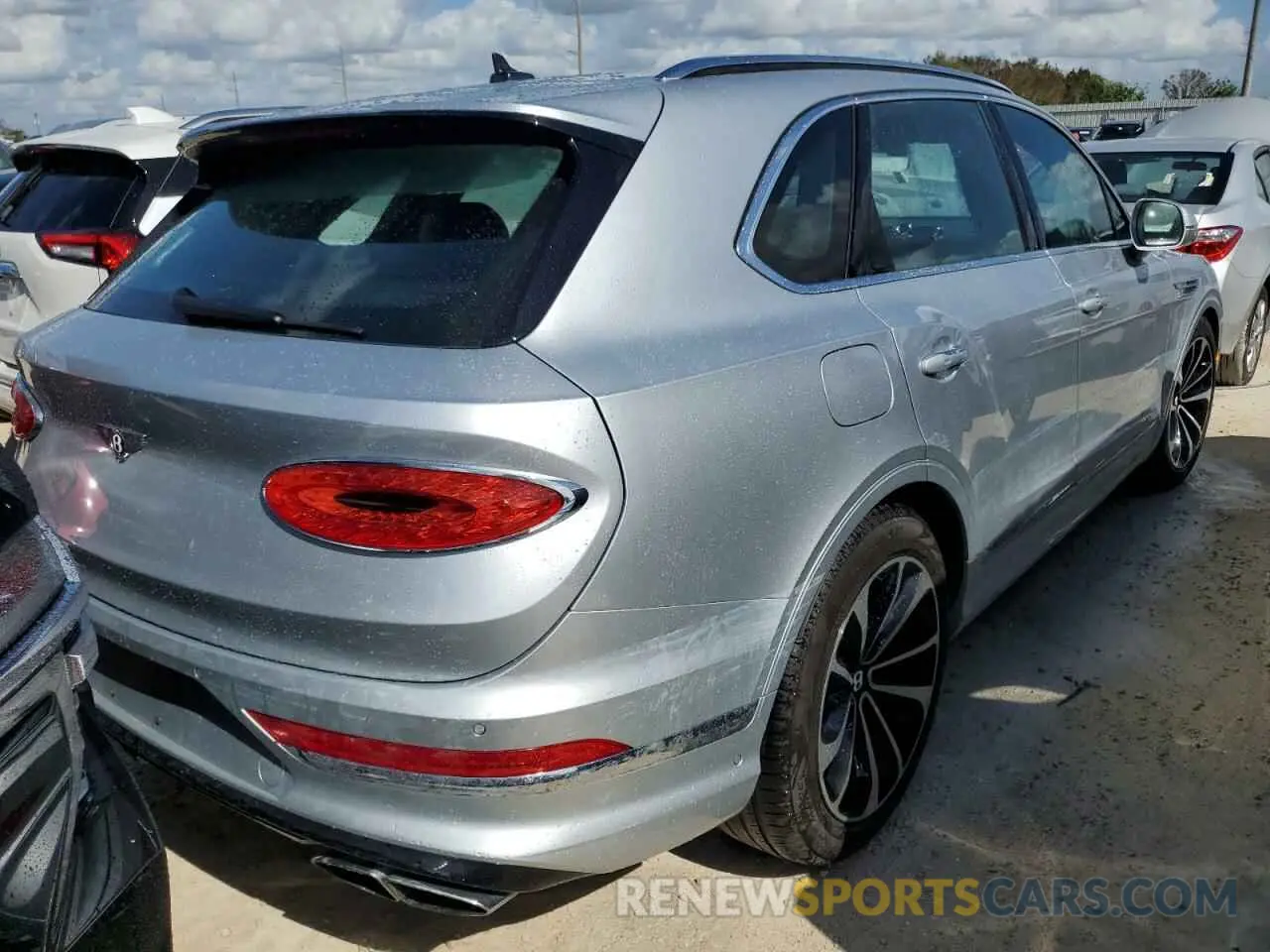 6 fotografías del automóvil dañado SJAAM2ZV4MC034001 BENTLEY ALL MODELS 2021