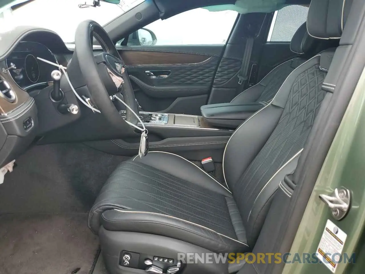 7 fotografías del automóvil dañado SCBBG6ZG0NC095627 BENTLEY ALL MODELS 2022