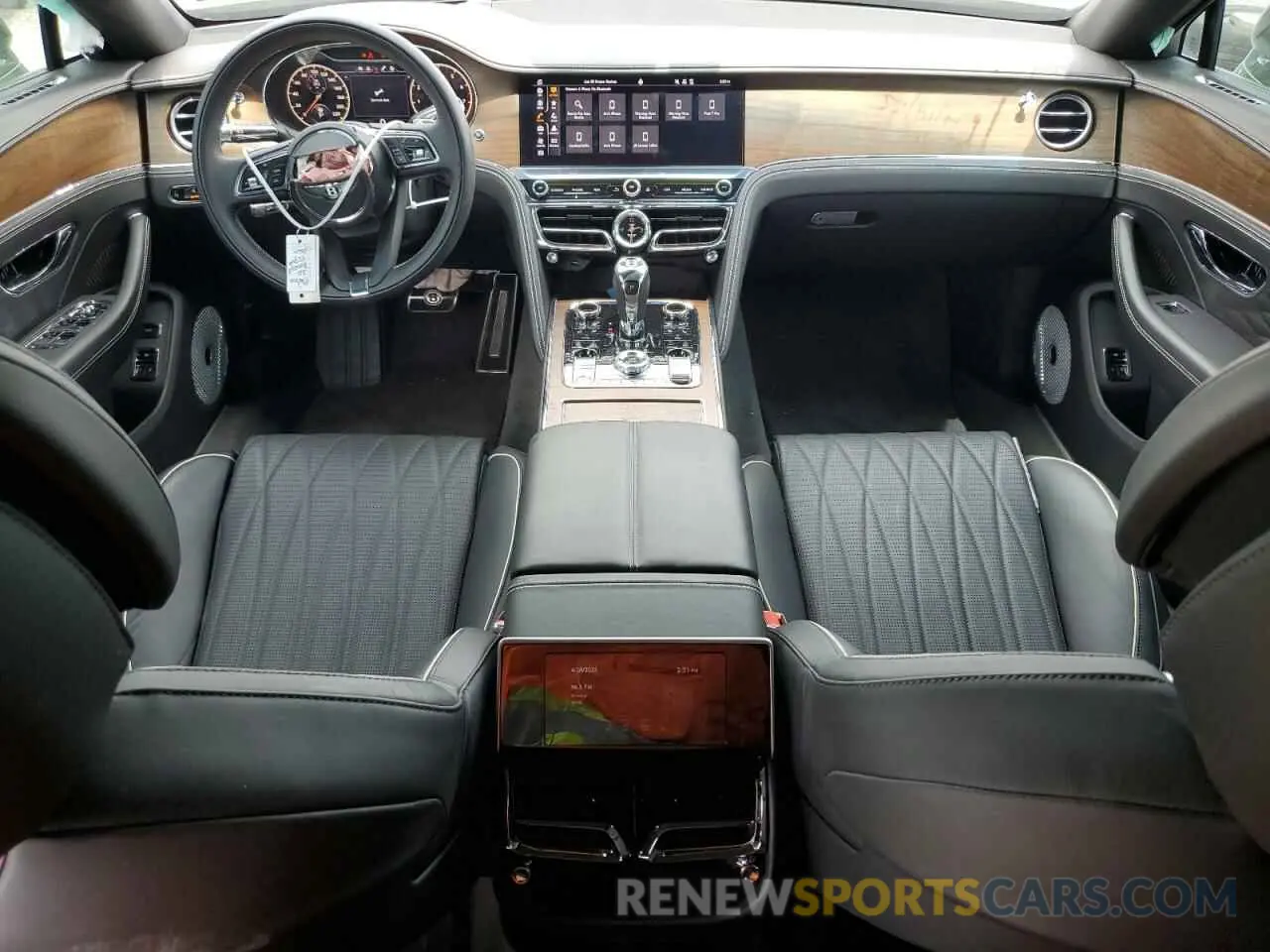 8 fotografías del automóvil dañado SCBBG6ZG0NC095627 BENTLEY ALL MODELS 2022
