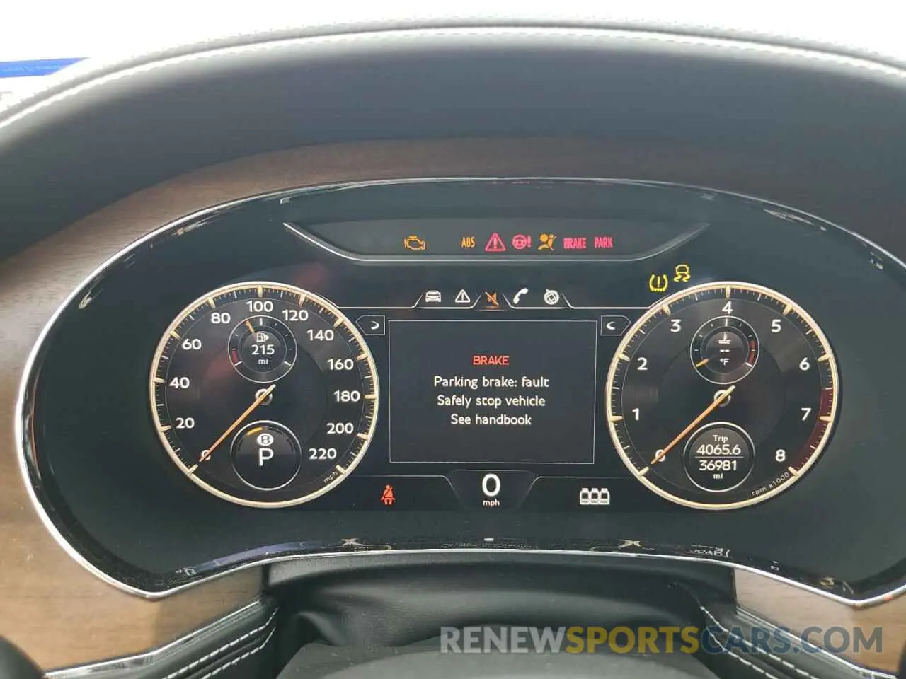9 fotografías del automóvil dañado SCBBG6ZG0NC095627 BENTLEY ALL MODELS 2022
