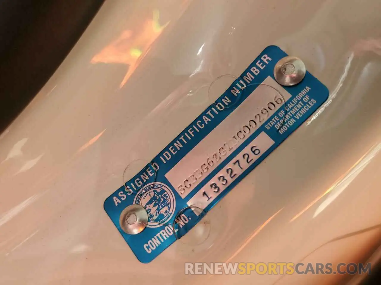 13 fotografías del automóvil dañado SCBBG6ZG1NC002906 BENTLEY ALL MODELS 2022