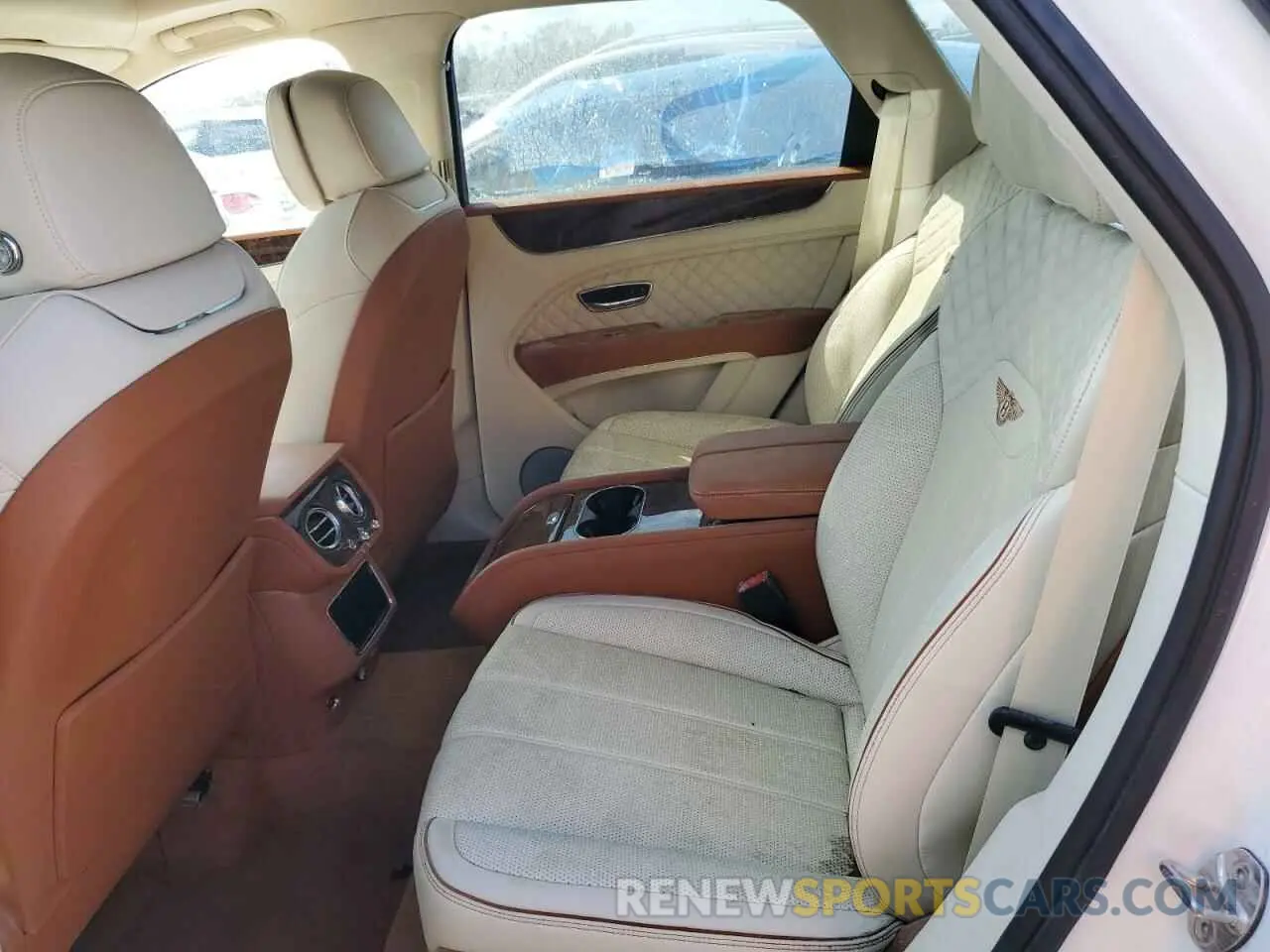 6 fotografías del automóvil dañado SJAAM2ZV4NC039801 BENTLEY ALL MODELS 2022