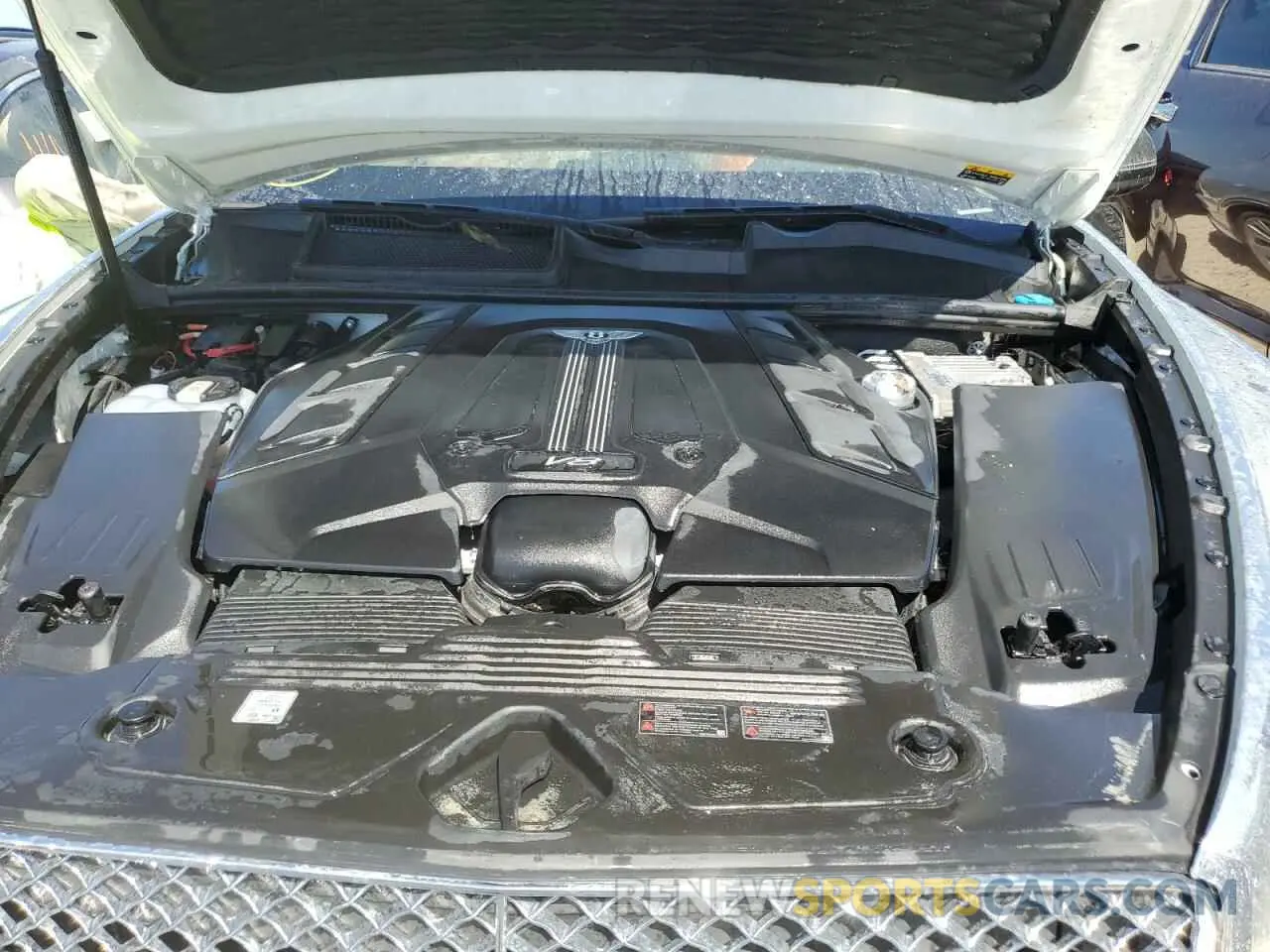 7 fotografías del automóvil dañado SJAAM2ZV4NC039801 BENTLEY ALL MODELS 2022