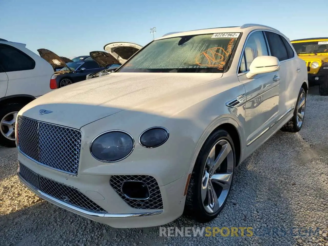 2 fotografías del automóvil dañado SJAAM2ZV5NC015829 BENTLEY ALL MODELS 2022
