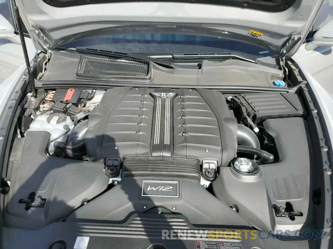 12 fotografías del automóvil dañado SJAAR2ZV5NC013998 BENTLEY ALL MODELS 2022