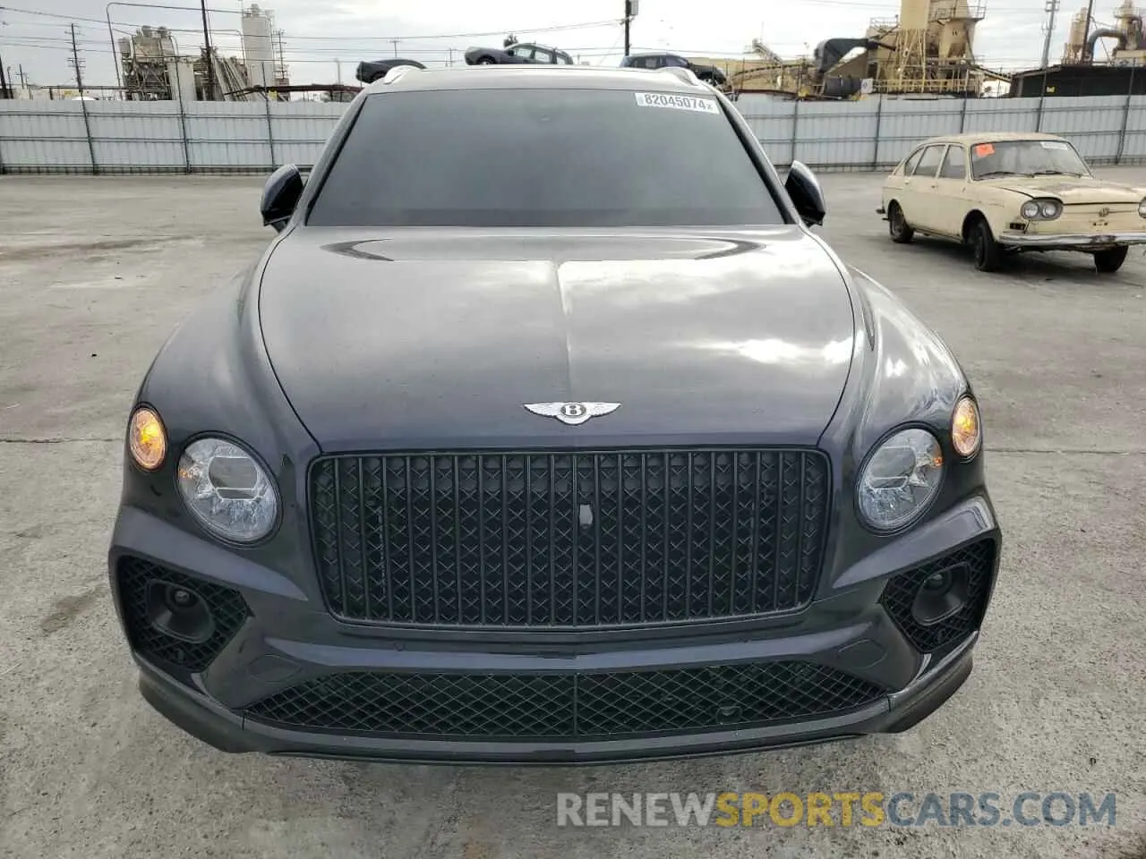 5 fotografías del automóvil dañado SJAHT2ZV6PC019747 BENTLEY ALL MODELS 2023