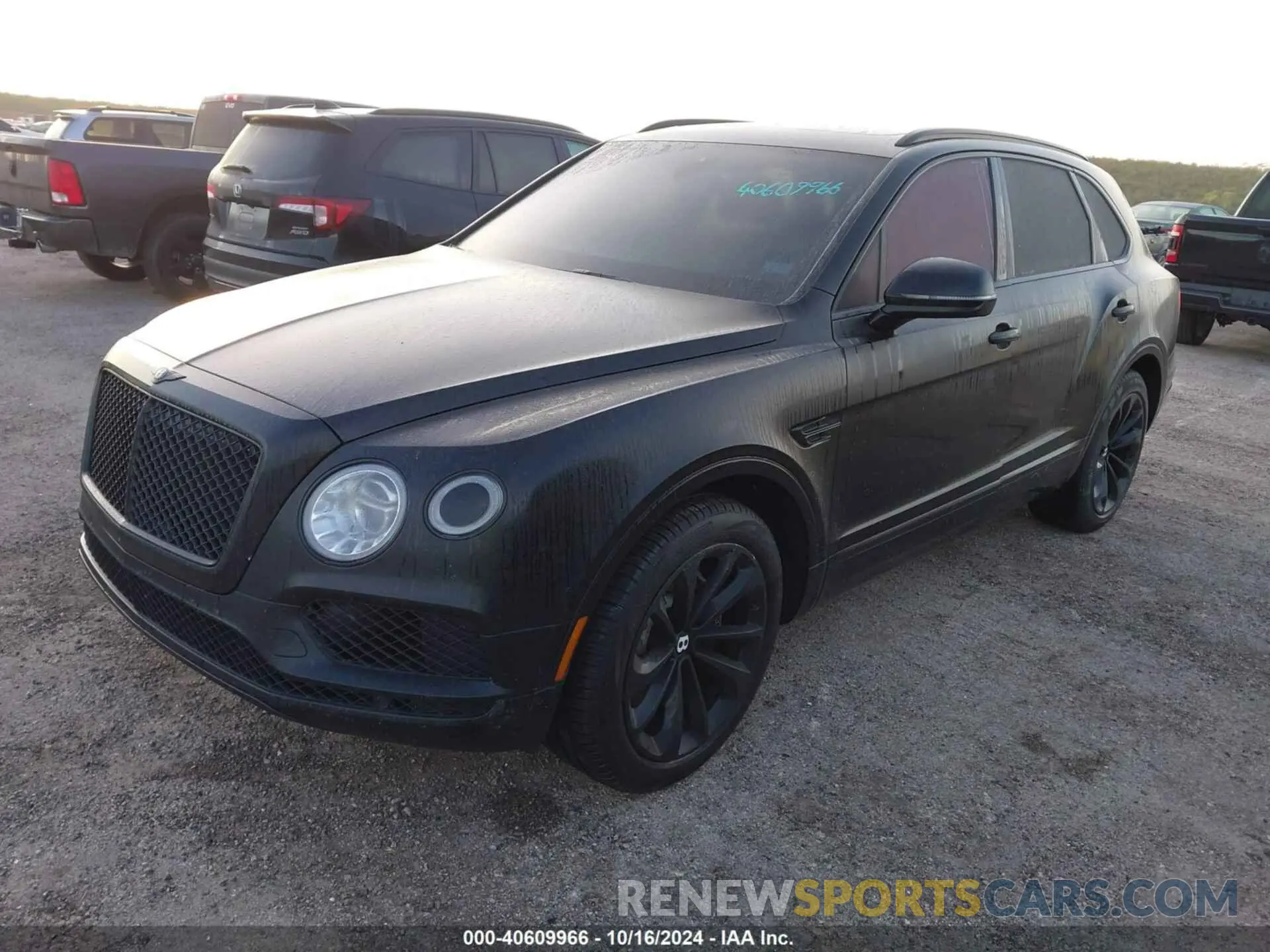 2 fotografías del automóvil dañado SJAAM2ZV5KC024025 BENTLEY BENTAYGA 2019