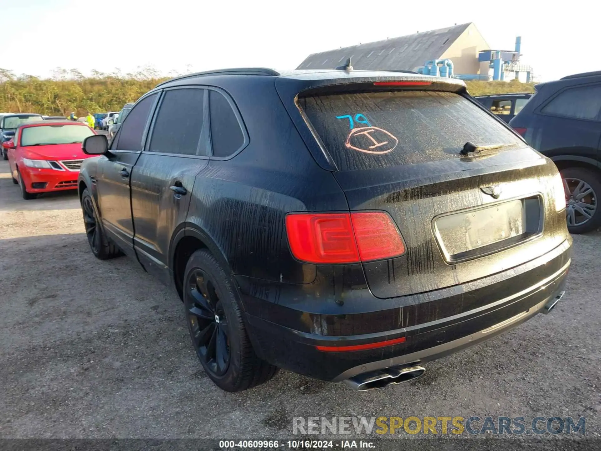 3 fotografías del automóvil dañado SJAAM2ZV5KC024025 BENTLEY BENTAYGA 2019