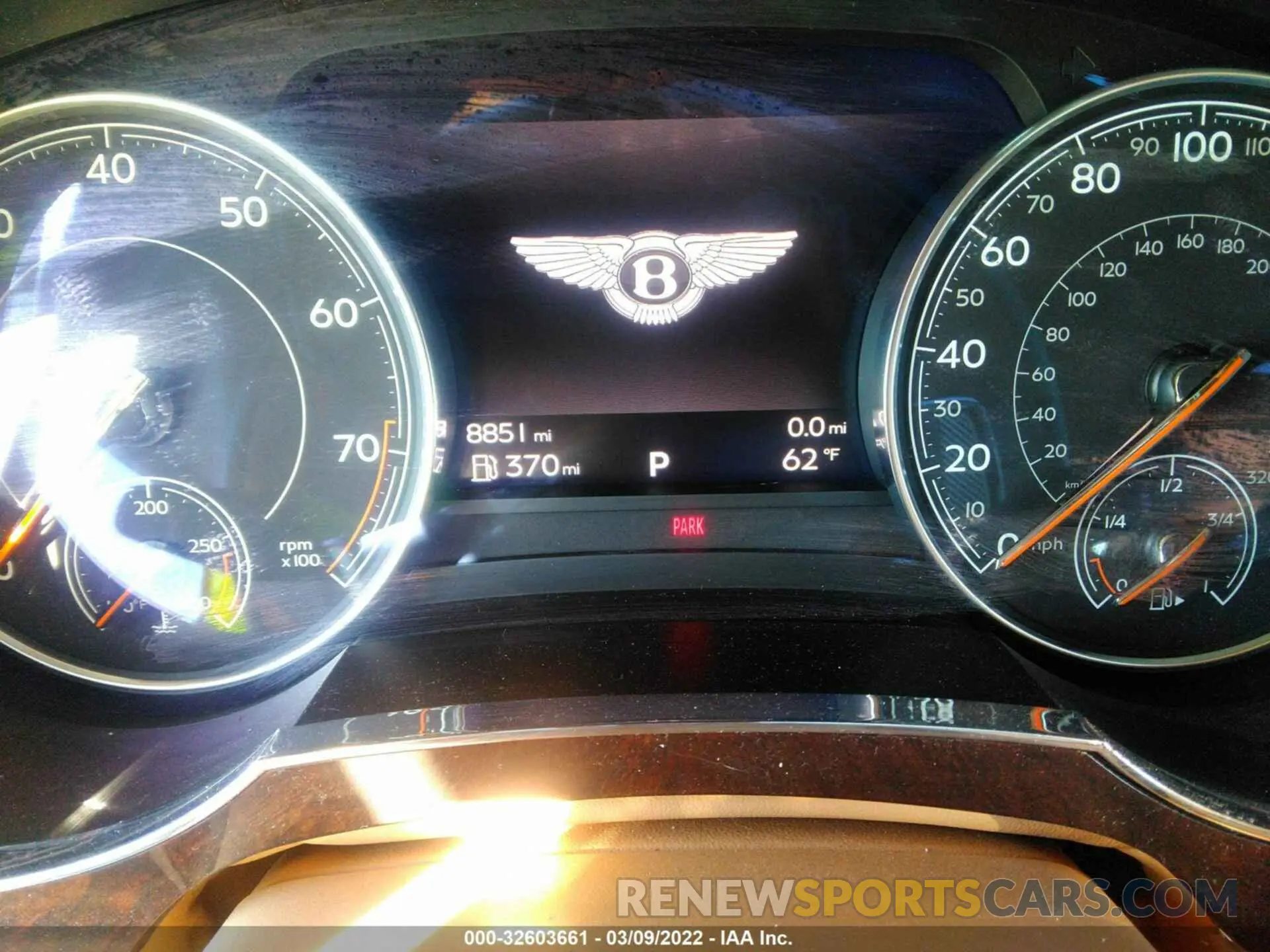 7 fotografías del automóvil dañado SJAAM2ZV5KC027586 BENTLEY BENTAYGA 2019