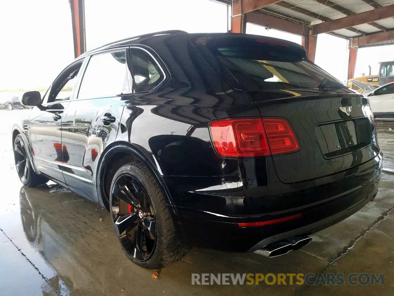3 fotografías del automóvil dañado SJAAM2ZV7KC027301 BENTLEY BENTAYGA 2019