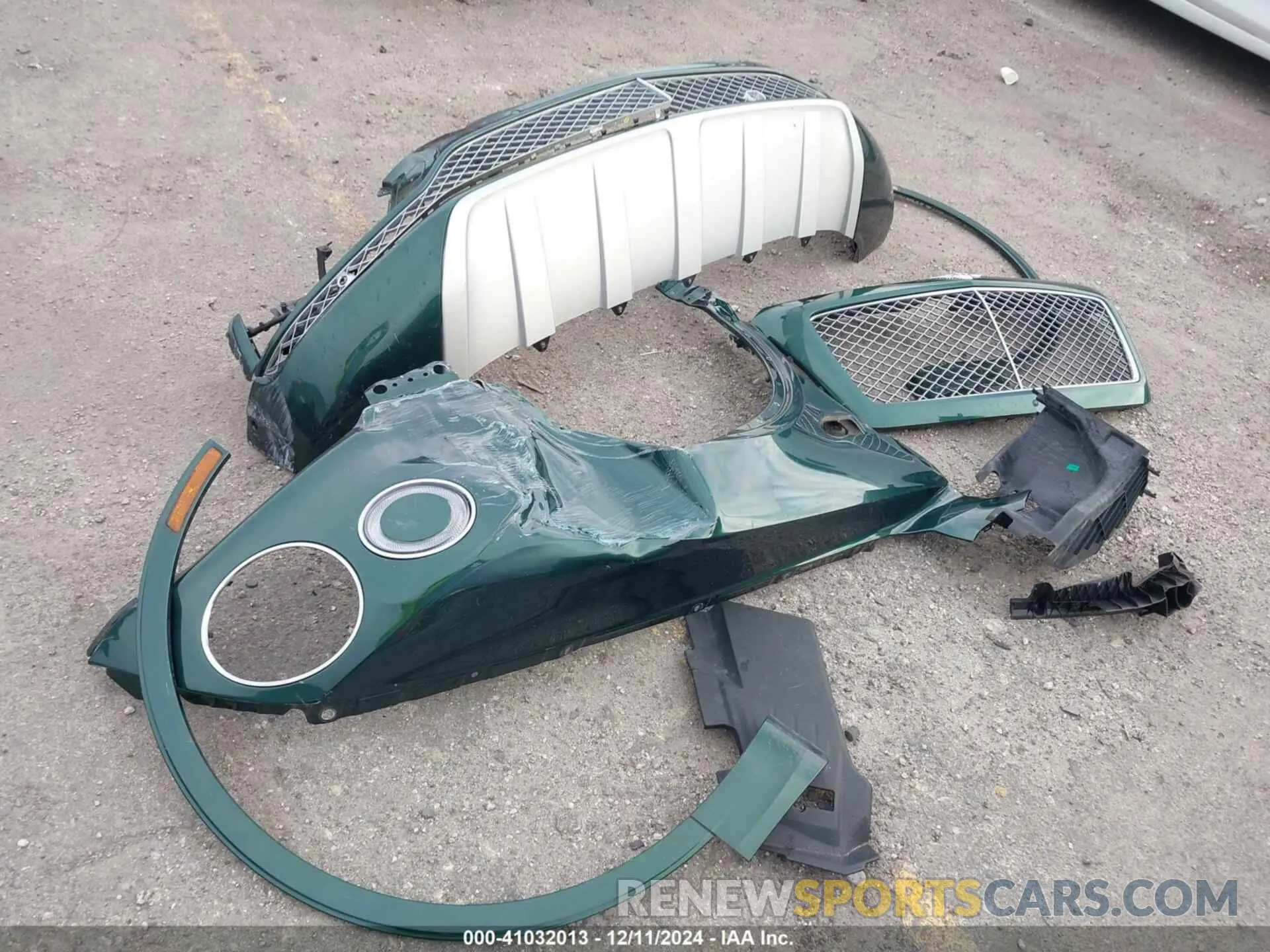 12 fotografías del automóvil dañado SJAAM4ZV7KC025933 BENTLEY BENTAYGA 2019
