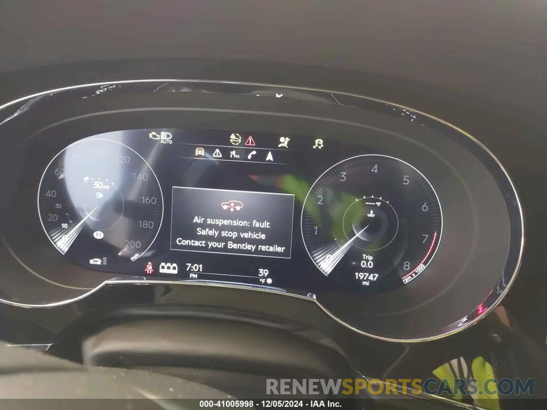 17 fotografías del automóvil dañado SJAAM2ZV1MC032805 BENTLEY BENTAYGA 2021