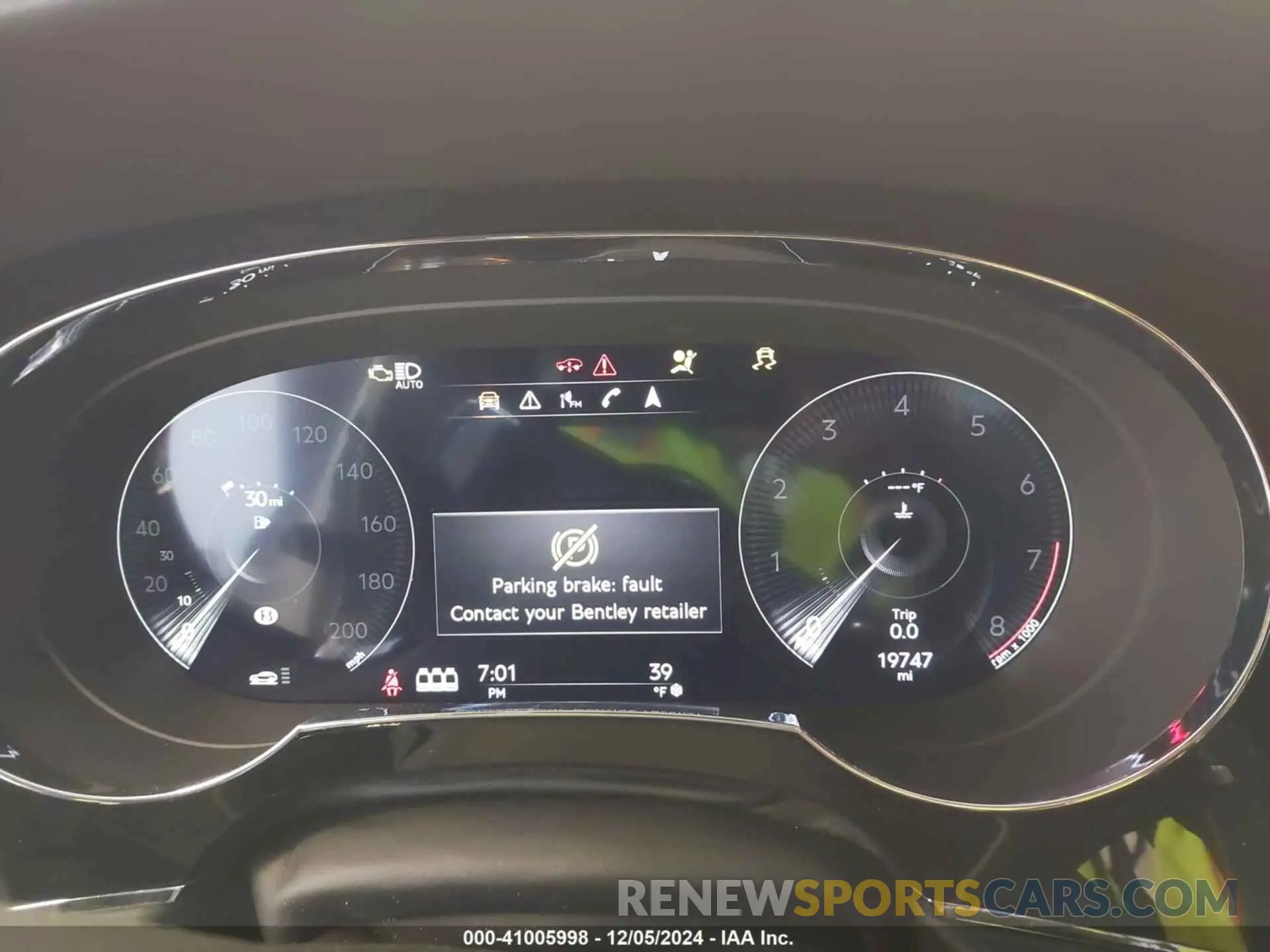7 fotografías del automóvil dañado SJAAM2ZV1MC032805 BENTLEY BENTAYGA 2021