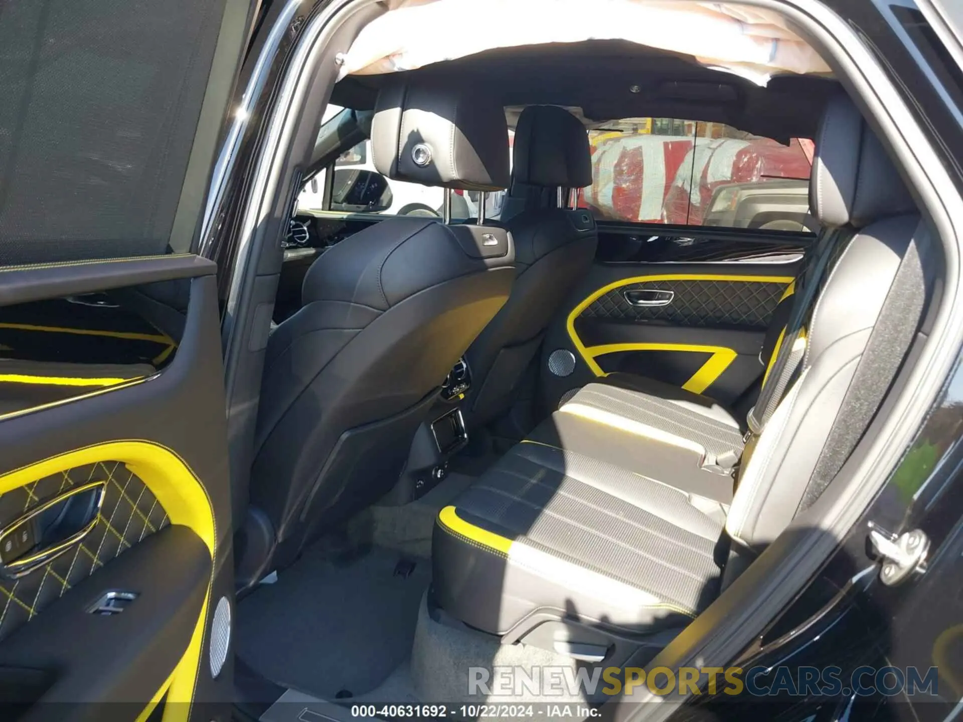 20 fotografías del automóvil dañado SJAAR2ZV0PC019548 BENTLEY BENTAYGA 2023