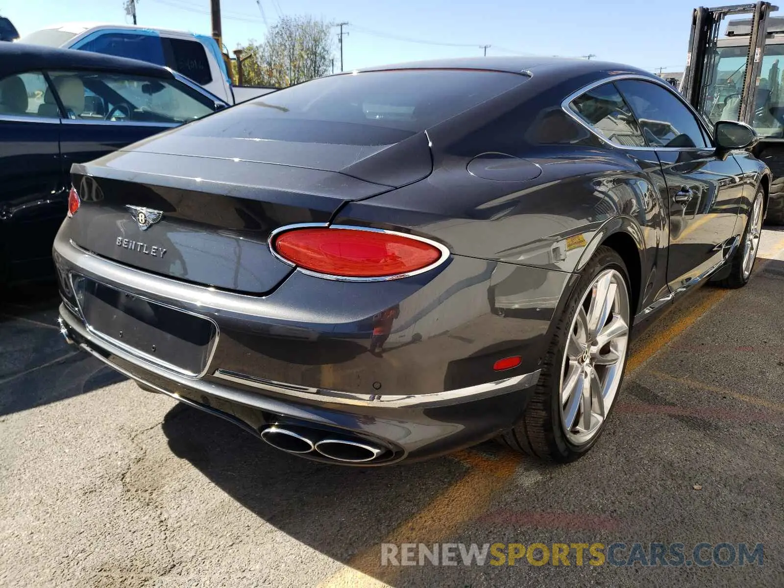 4 fotografías del automóvil dañado SCBCG2ZG3LC075236 BENTLEY CONTINENTA 2020