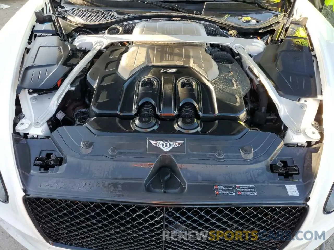 11 fotografías del automóvil dañado SCBCG2ZGXLC076755 BENTLEY CONTINENTA 2020