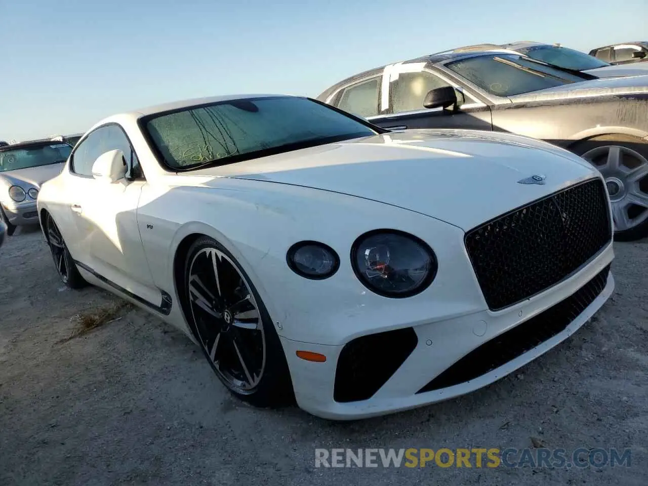 4 fotografías del automóvil dañado SCBCG2ZGXLC076755 BENTLEY CONTINENTA 2020