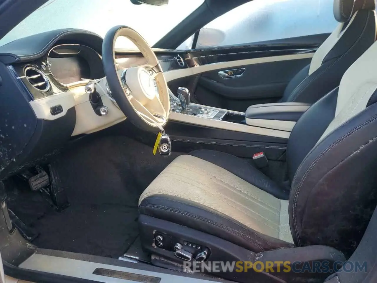 7 fotografías del automóvil dañado SCBCG2ZGXLC076755 BENTLEY CONTINENTA 2020