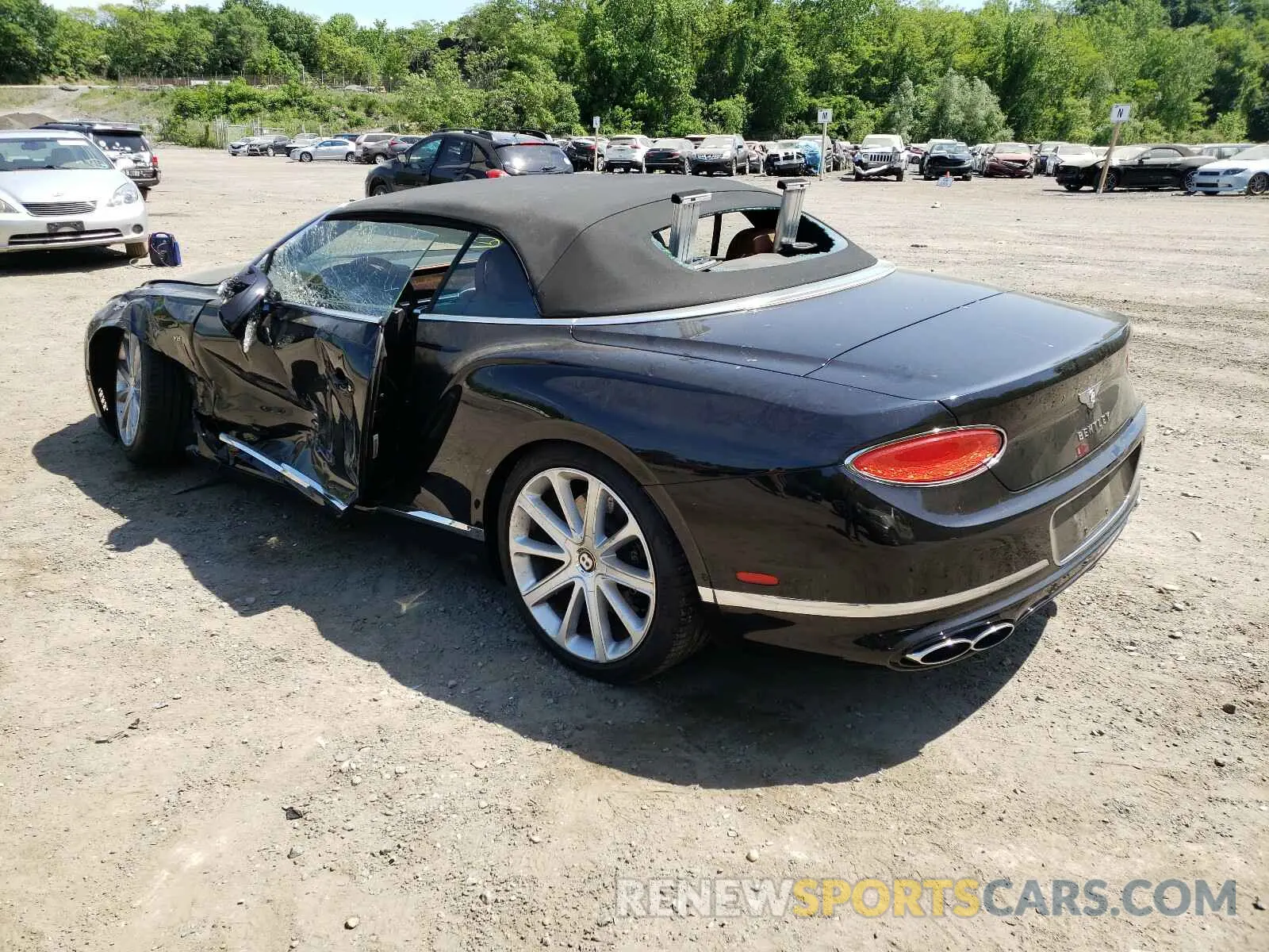 3 fotografías del automóvil dañado SCBDG4ZG1LC075090 BENTLEY CONTINENTA 2020