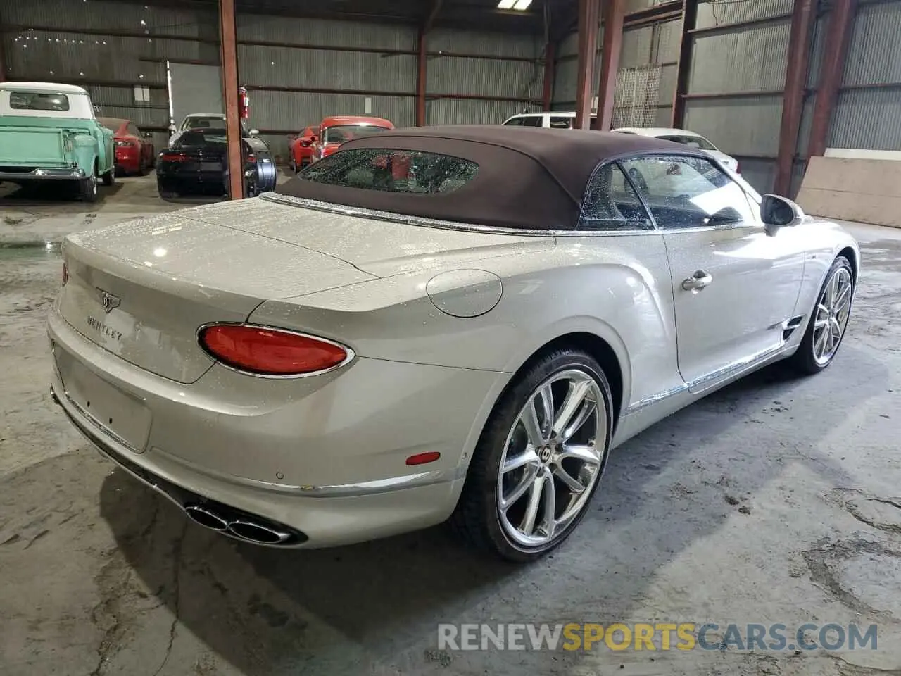 3 fotografías del automóvil dañado SCBDG4ZG1LC076000 BENTLEY CONTINENTA 2020