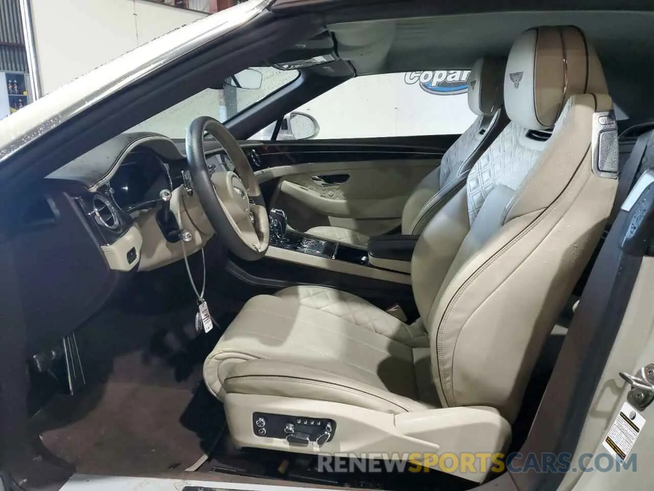 7 fotografías del automóvil dañado SCBDG4ZG1LC076000 BENTLEY CONTINENTA 2020