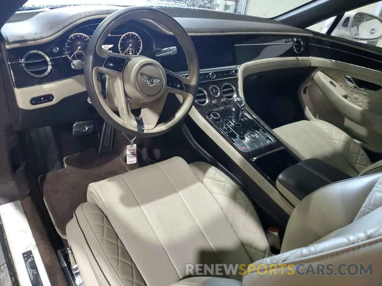 8 fotografías del automóvil dañado SCBDG4ZG1LC076000 BENTLEY CONTINENTA 2020