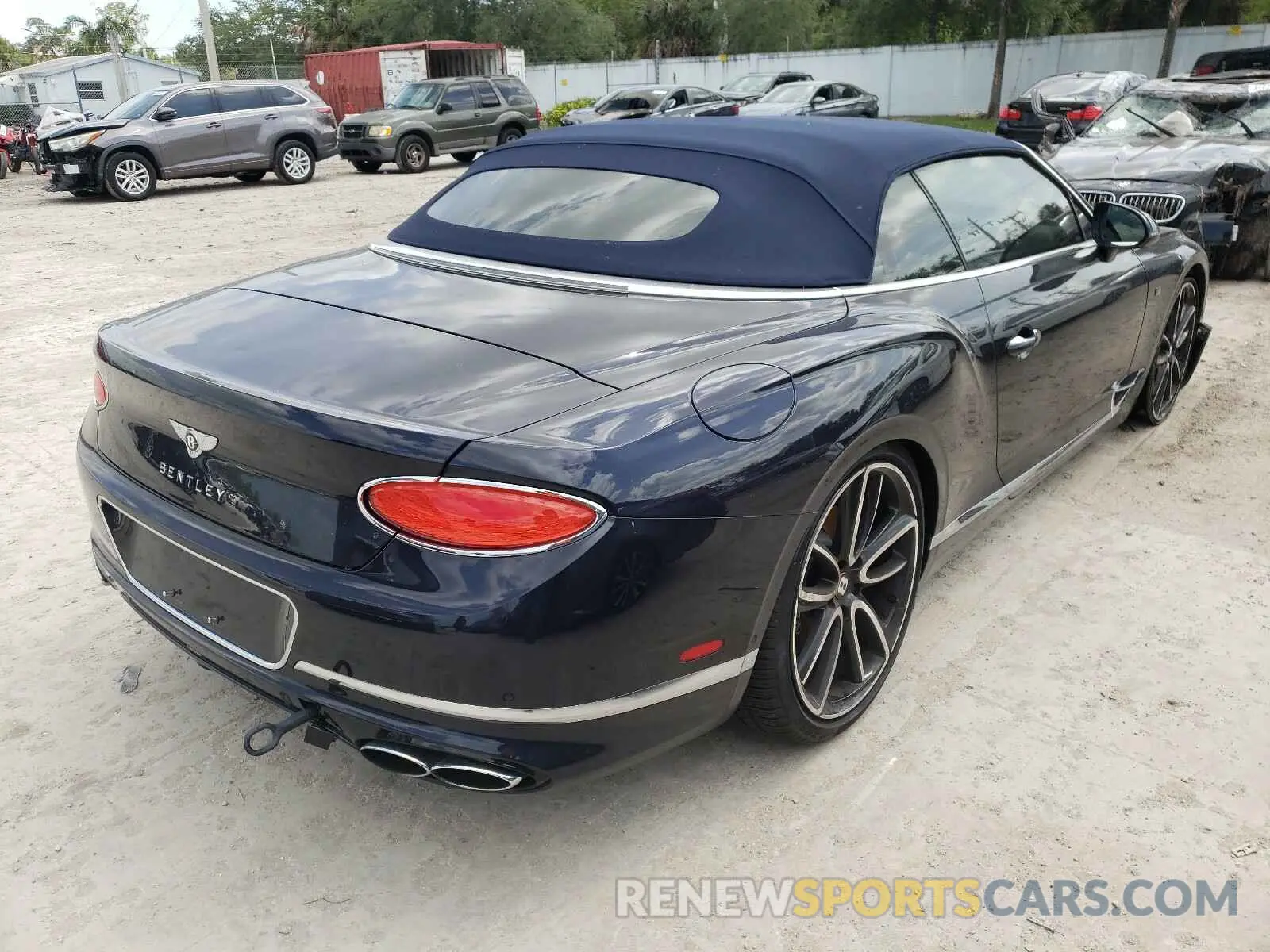 4 fotografías del automóvil dañado SCBDG4ZG2LC076457 BENTLEY CONTINENTA 2020