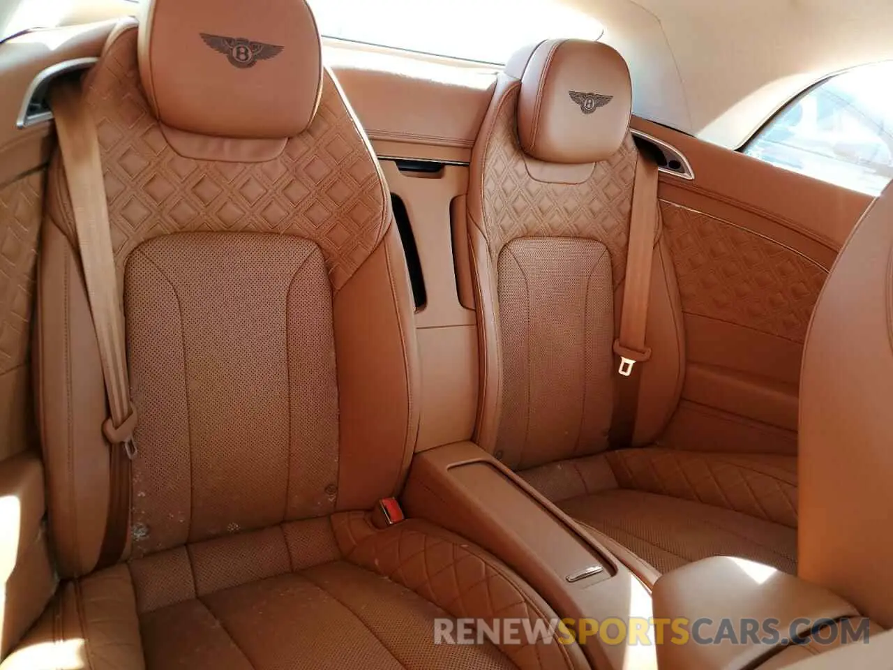 6 fotografías del automóvil dañado SCBDG4ZG2LC076622 BENTLEY CONTINENTA 2020