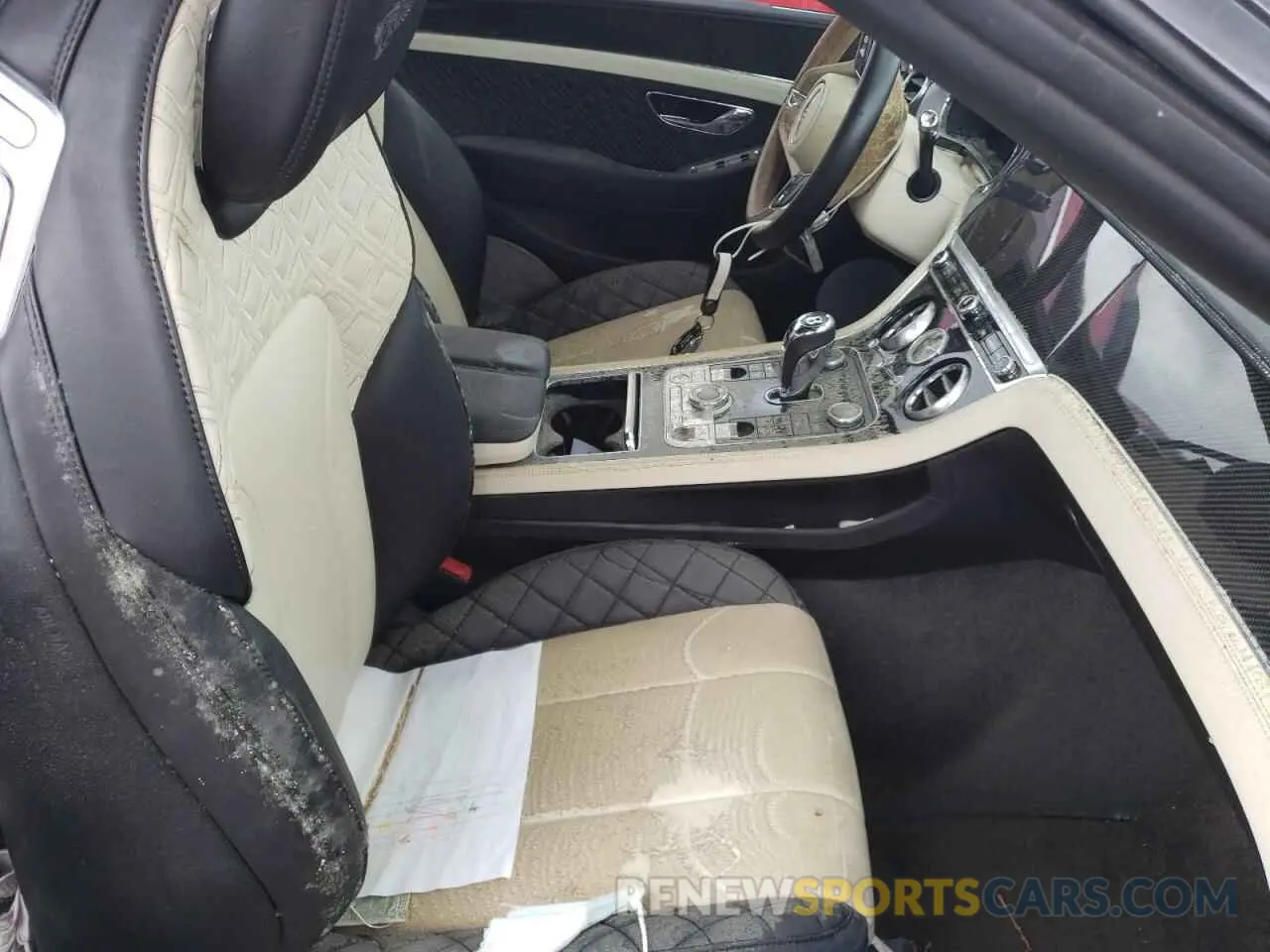 5 fotografías del automóvil dañado SCBDG4ZG2LC082470 BENTLEY CONTINENTA 2020
