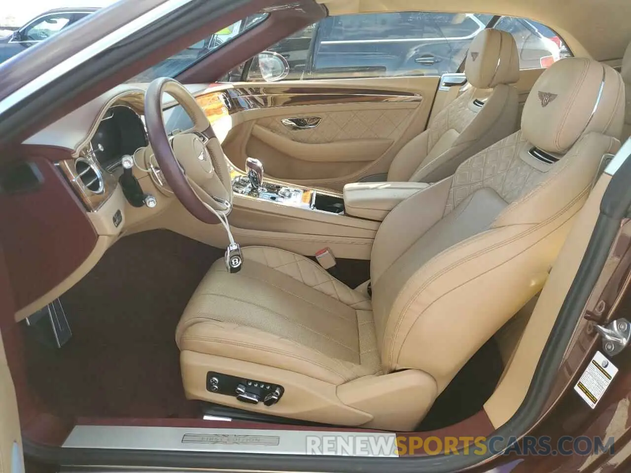 7 fotografías del automóvil dañado SCBDG4ZGXLC078411 BENTLEY CONTINENTA 2020