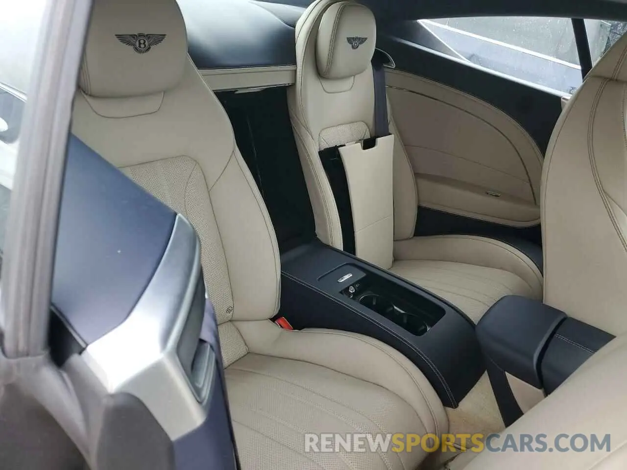 10 fotografías del automóvil dañado SCBCB2ZG0MC084864 BENTLEY CONTINENTA 2021