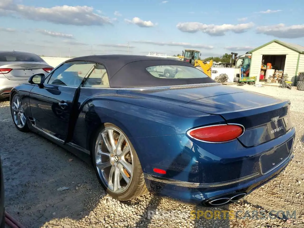 2 fotografías del automóvil dañado SCBDG4ZG5MC087597 BENTLEY CONTINENTA 2021