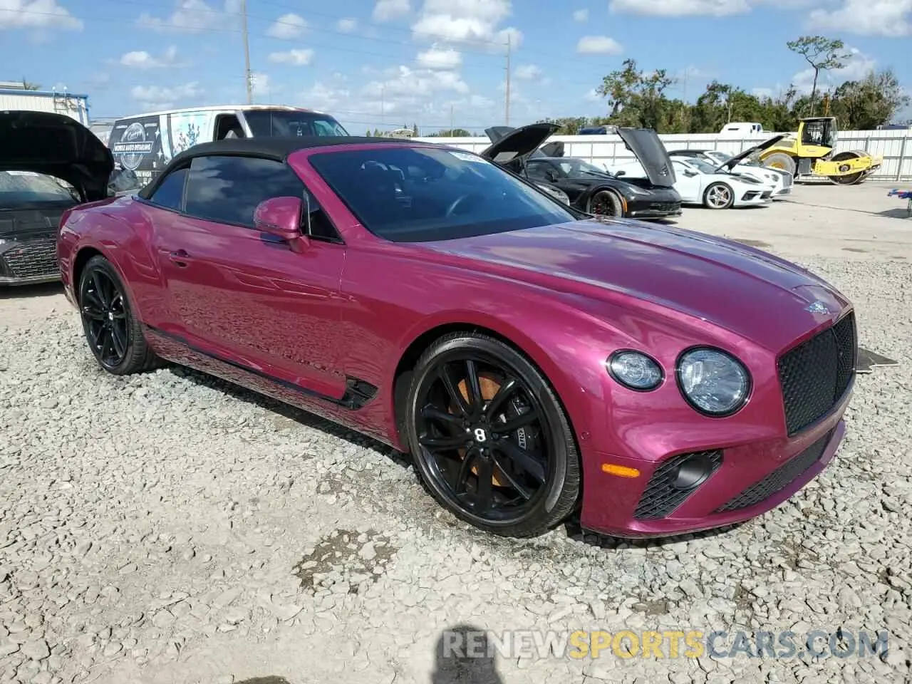 4 fotografías del automóvil dañado SCBDG4ZG9MC084962 BENTLEY CONTINENTA 2021