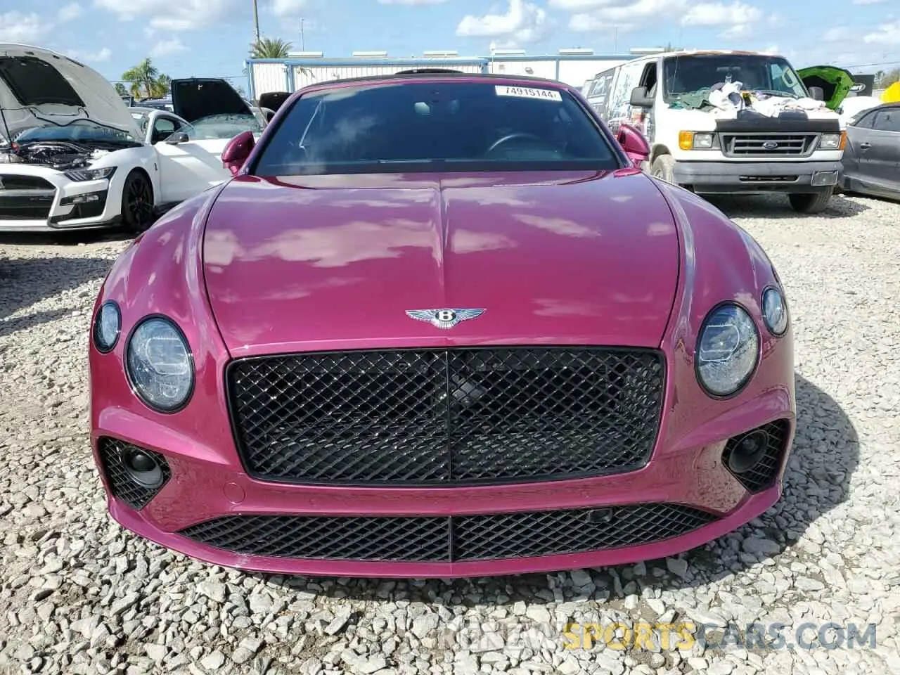5 fotografías del automóvil dañado SCBDG4ZG9MC084962 BENTLEY CONTINENTA 2021