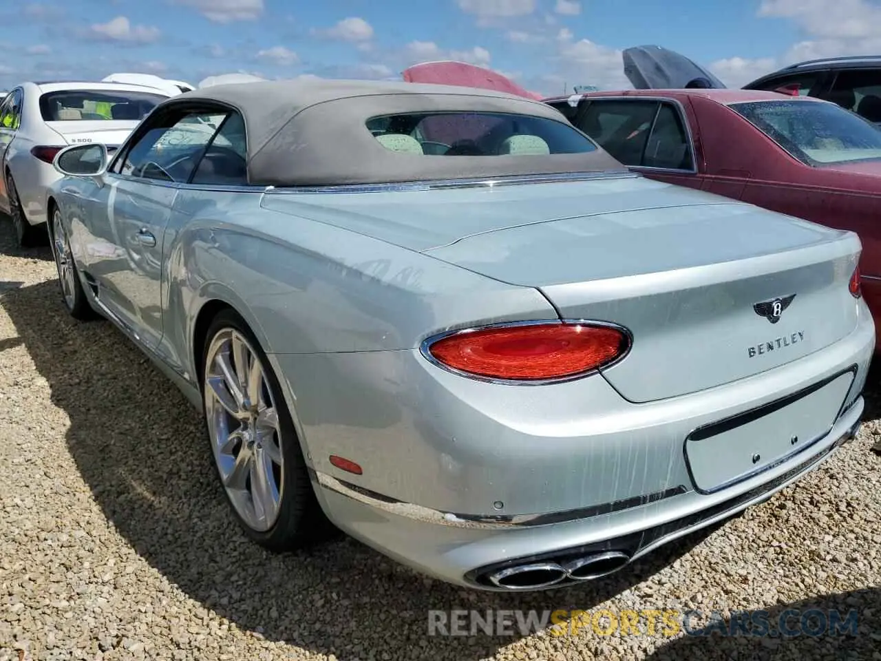 3 fotografías del automóvil dañado SCBDG4ZG9NC093646 BENTLEY CONTINENTA 2022