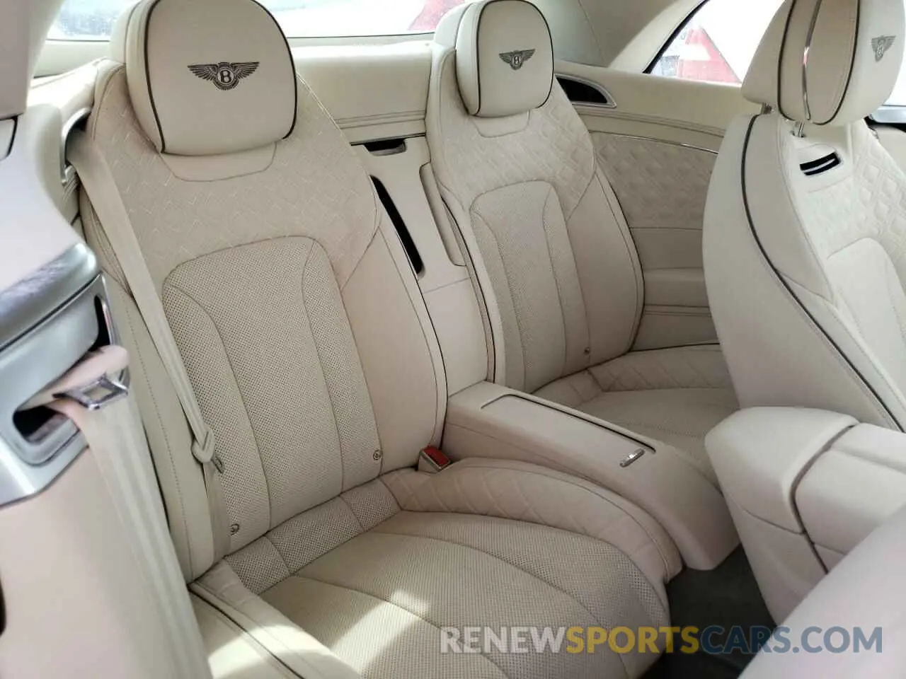 6 fotografías del automóvil dañado SCBDG4ZG9NC093646 BENTLEY CONTINENTA 2022