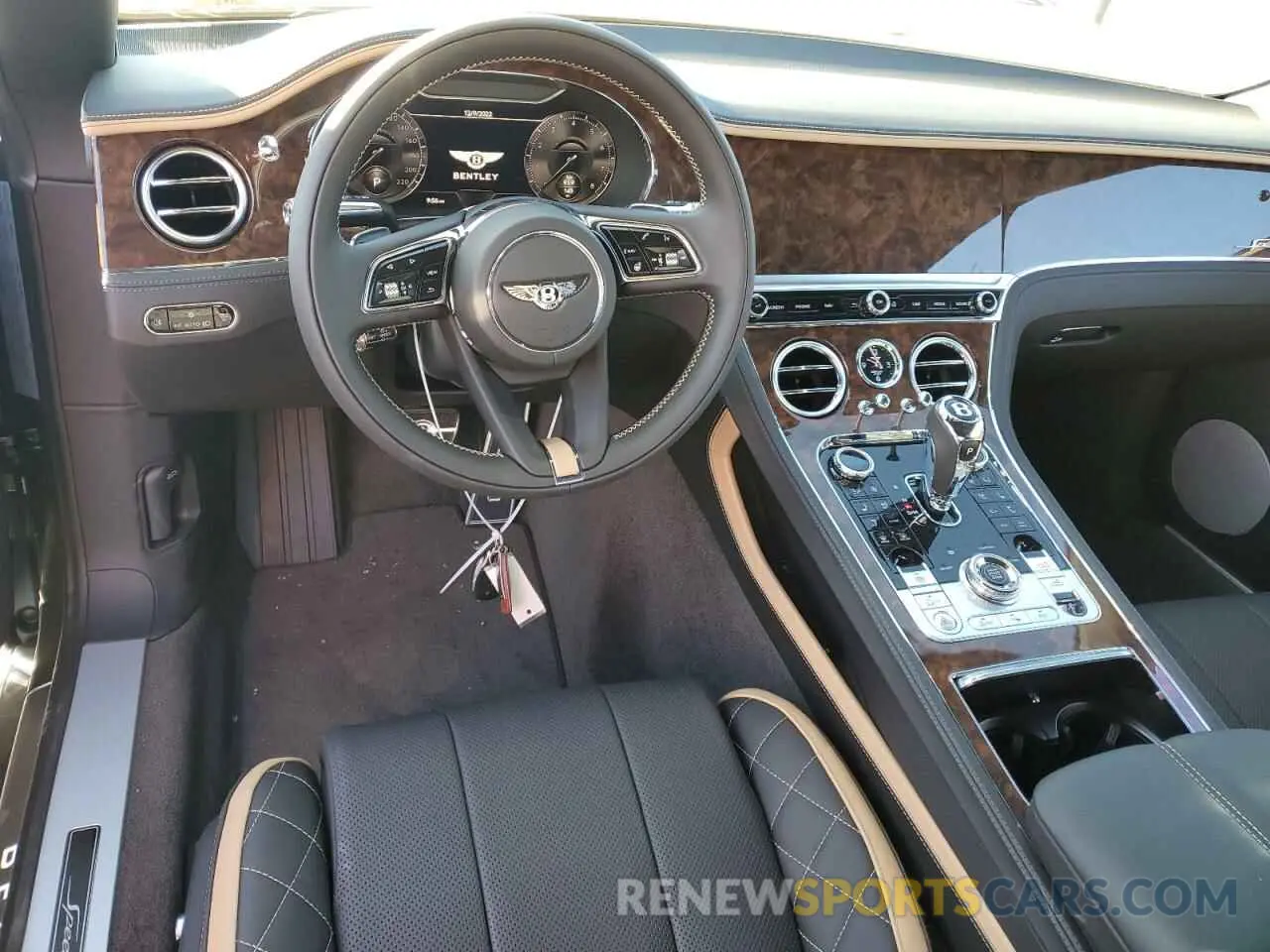 8 fotografías del automóvil dañado SCBDT4ZG0NC002694 BENTLEY CONTINENTA 2022