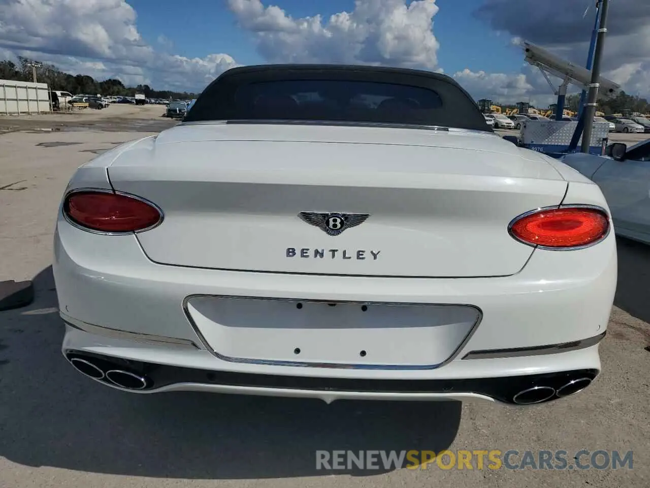 6 fotografías del automóvil dañado SCBDG4ZG6PC007759 BENTLEY CONTINENTA 2023