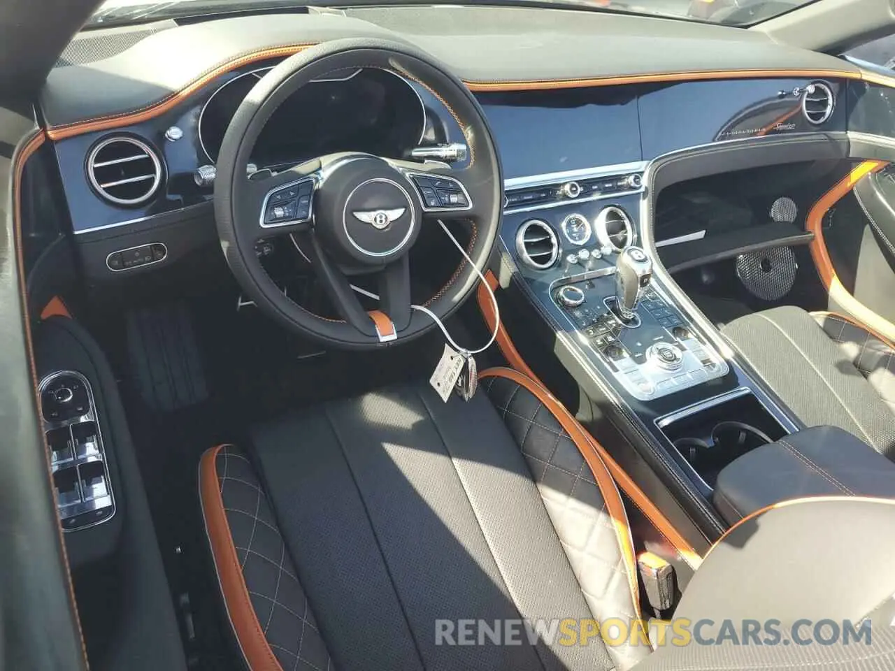 8 fotografías del automóvil dañado SCBDT4ZG5RC014491 BENTLEY CONTINENTA 2024
