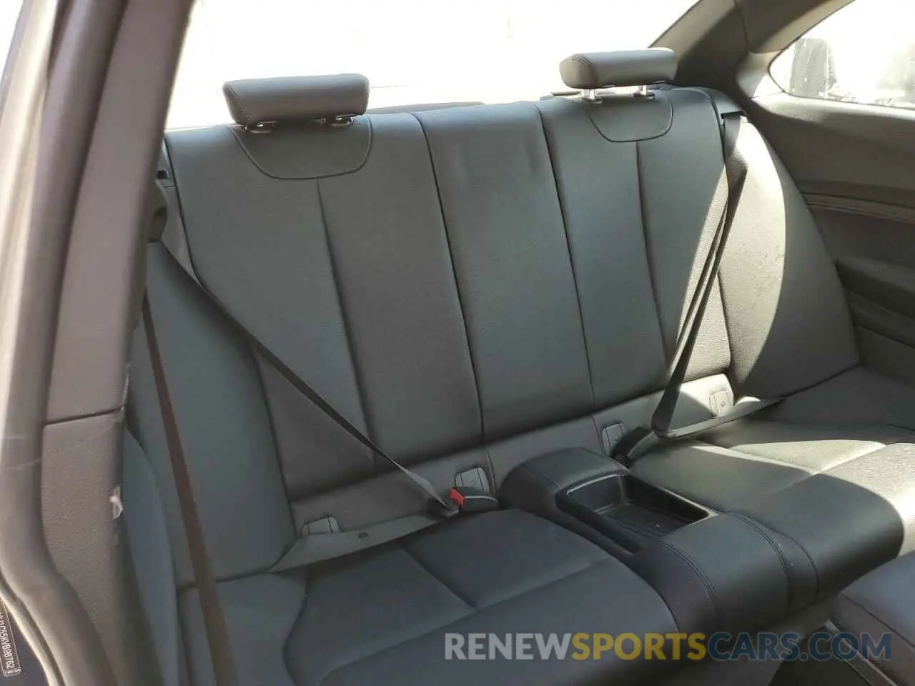 10 fotografías del automóvil dañado WBA2J1C55KVB98762 BMW 2 SERIES 2019