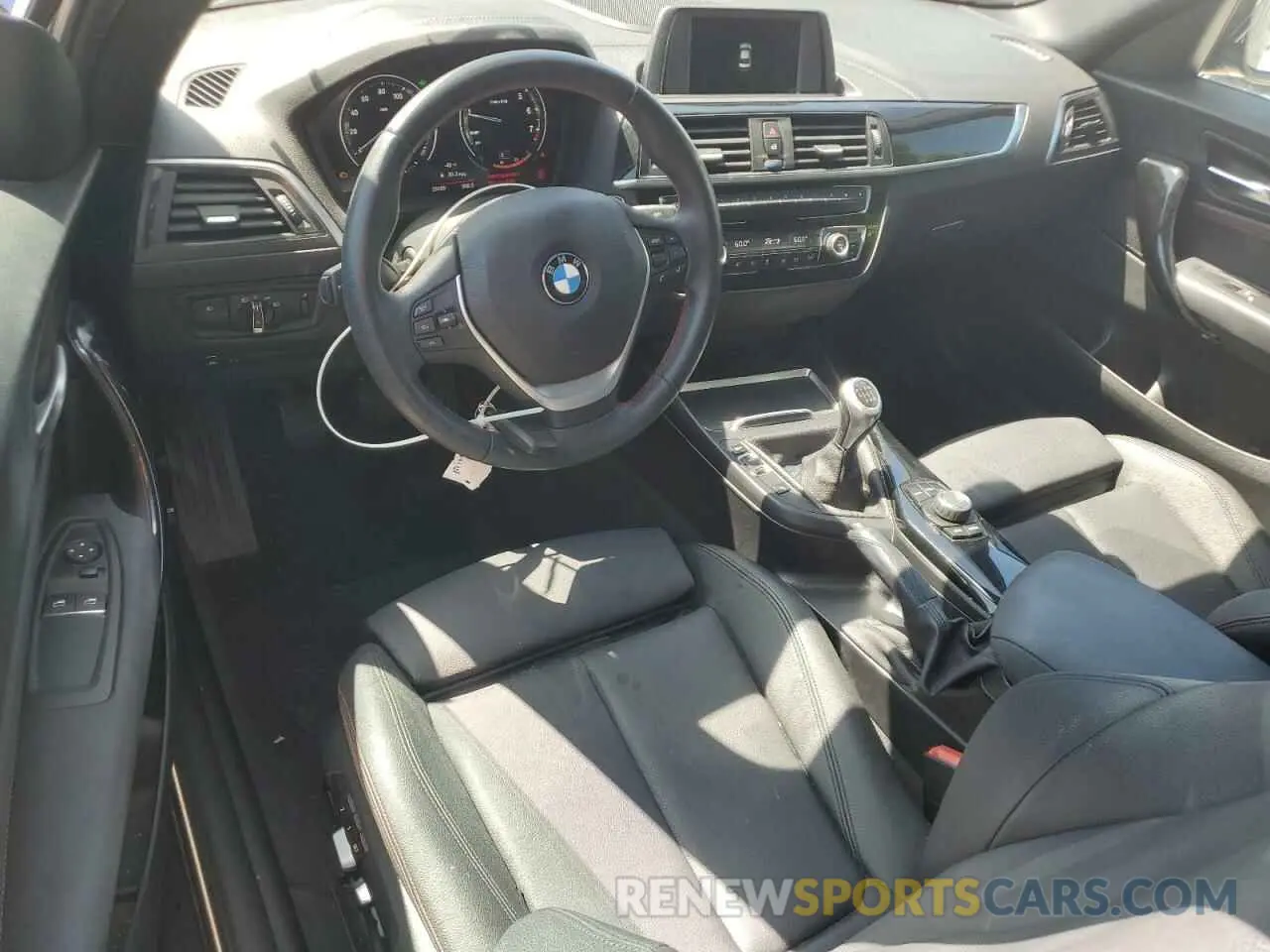 8 fotografías del automóvil dañado WBA2J1C55KVB98762 BMW 2 SERIES 2019