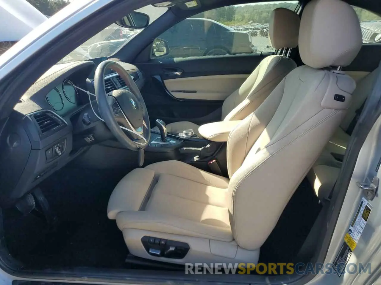 7 fotografías del automóvil dañado WBA2J1C06L7E79656 BMW 2 SERIES 2020