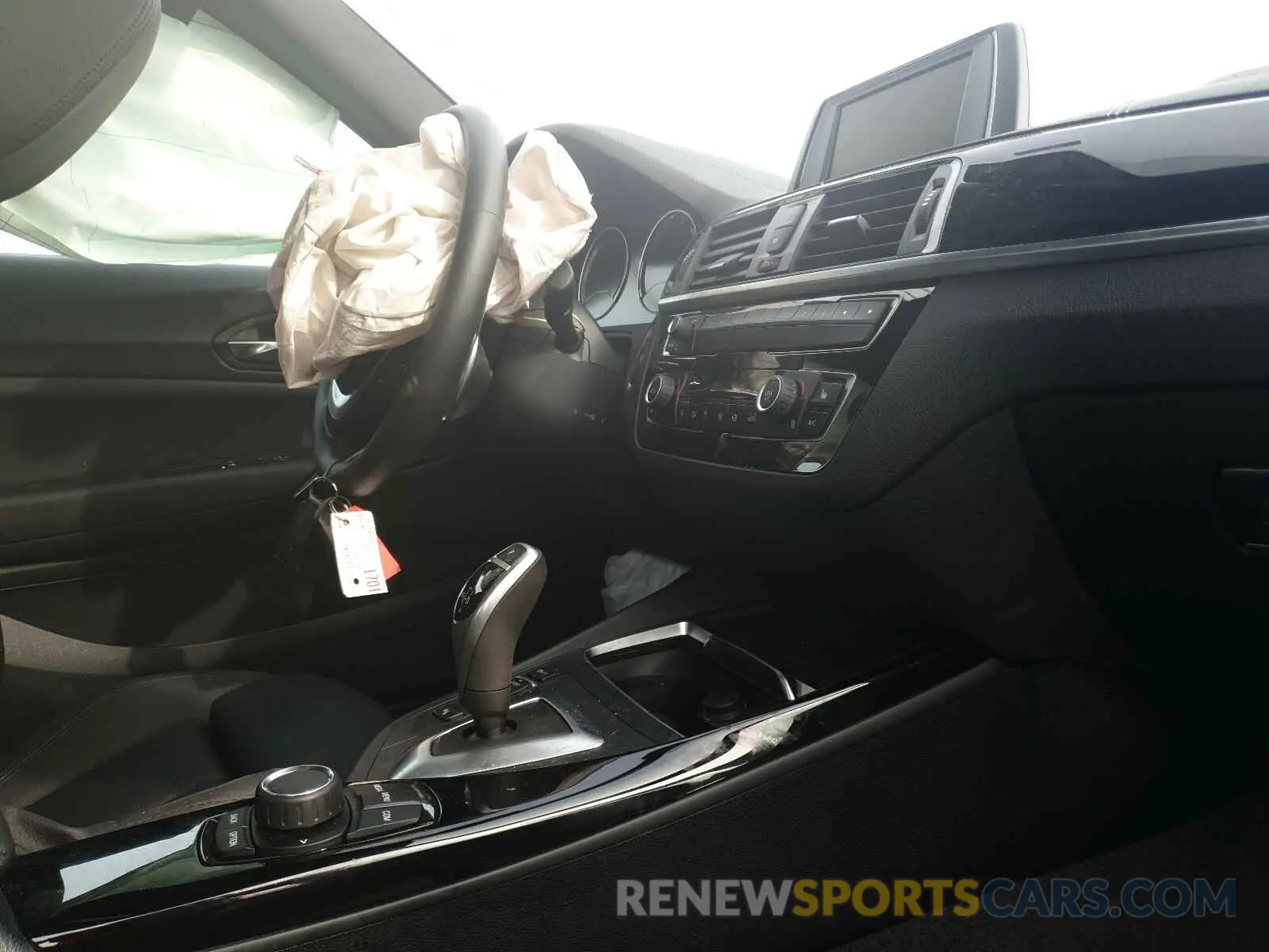 9 fotografías del automóvil dañado WBA2J3C00L7E60645 BMW 2 SERIES 2020