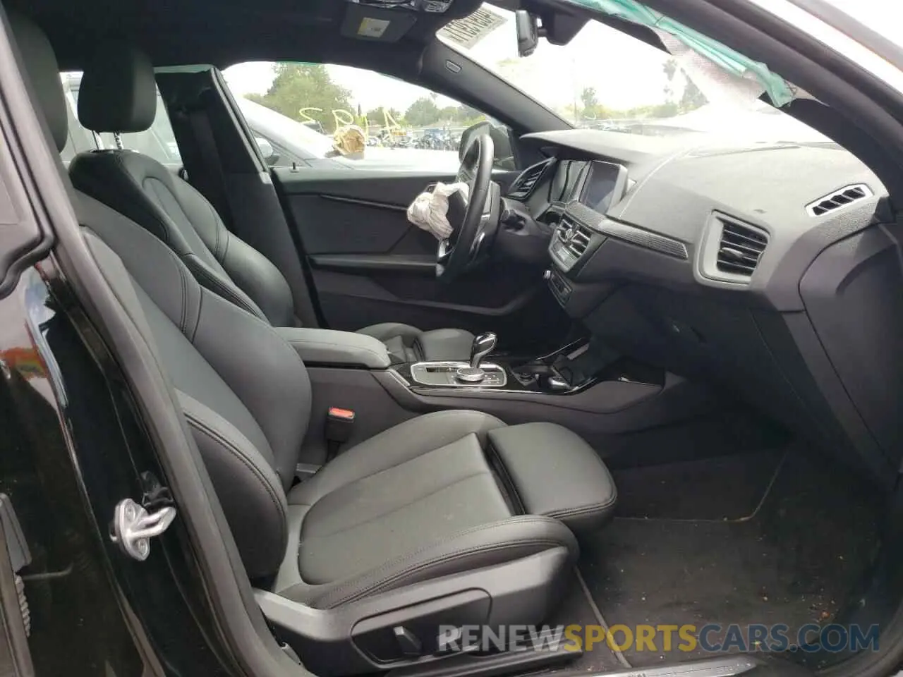 5 fotografías del automóvil dañado WBA73AK06L7F73988 BMW 2 SERIES 2020