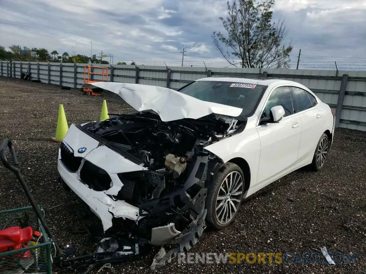 2 fotografías del automóvil dañado WBA73AK06M7G73347 BMW 2 SERIES 2021