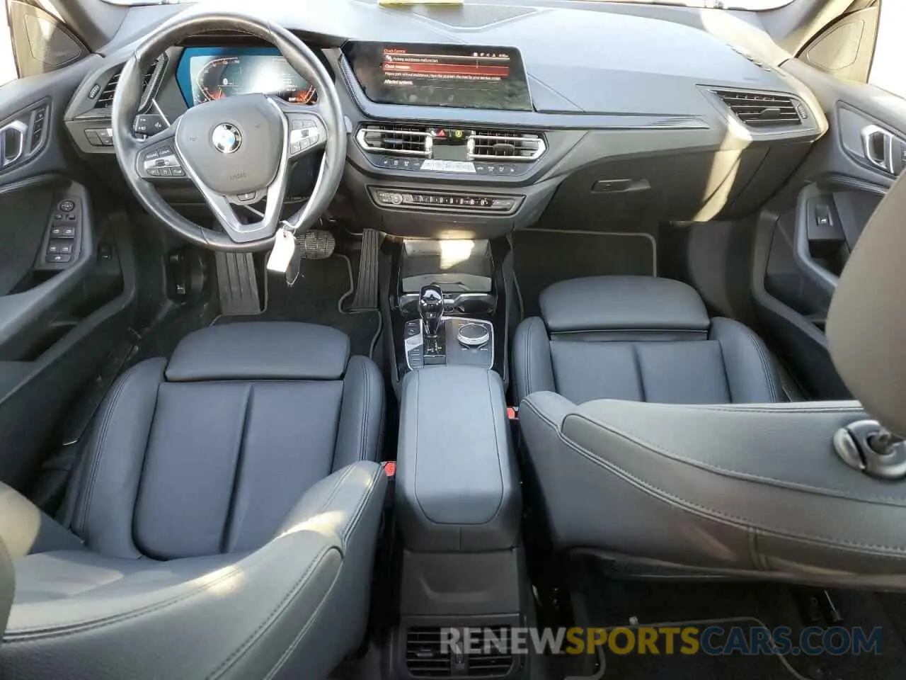 8 fotografías del automóvil dañado WBA53AK0XP7M63505 BMW 2 SERIES 2023